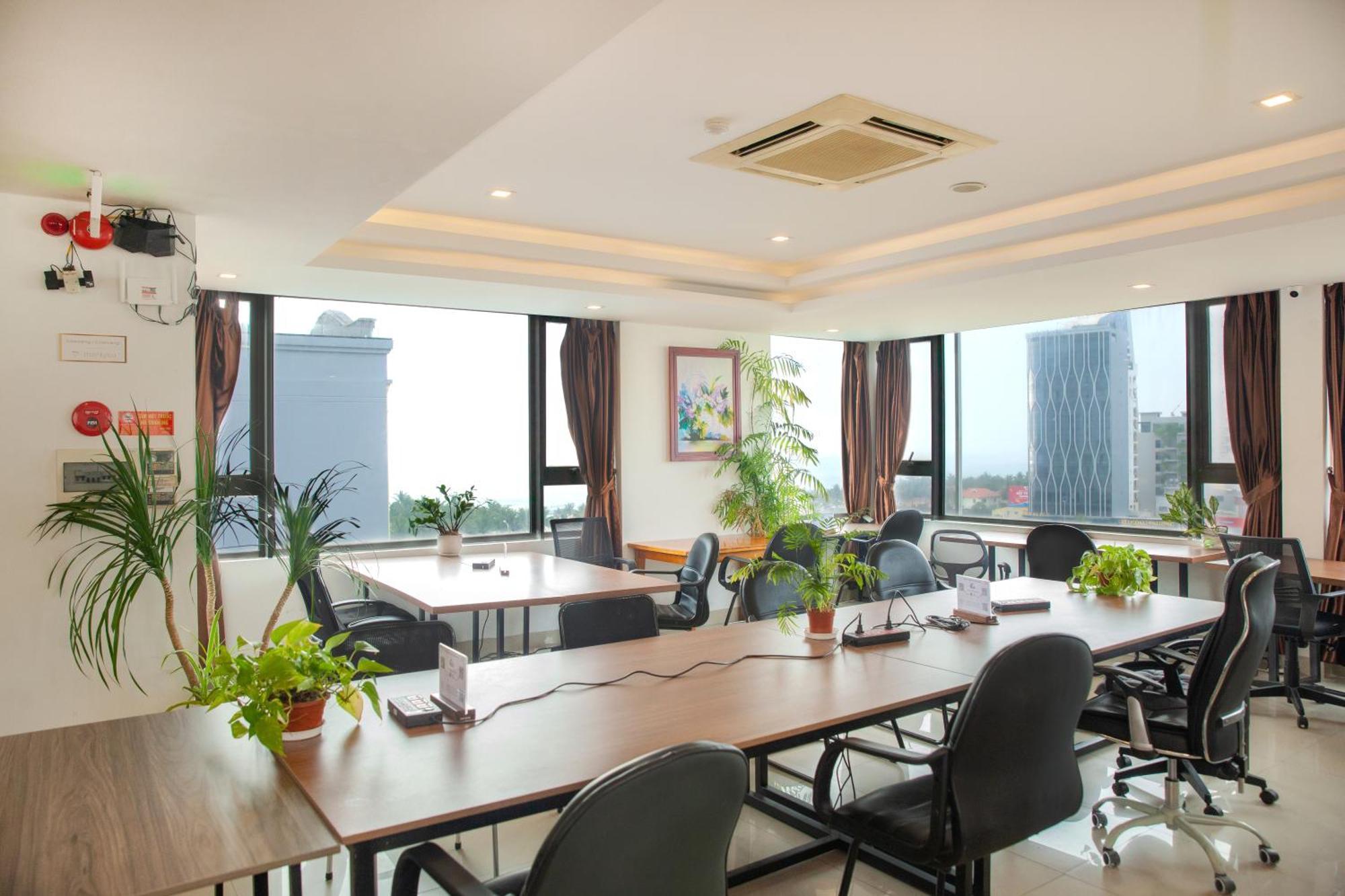 Waikiki Beach Hotel Дананг Екстериор снимка